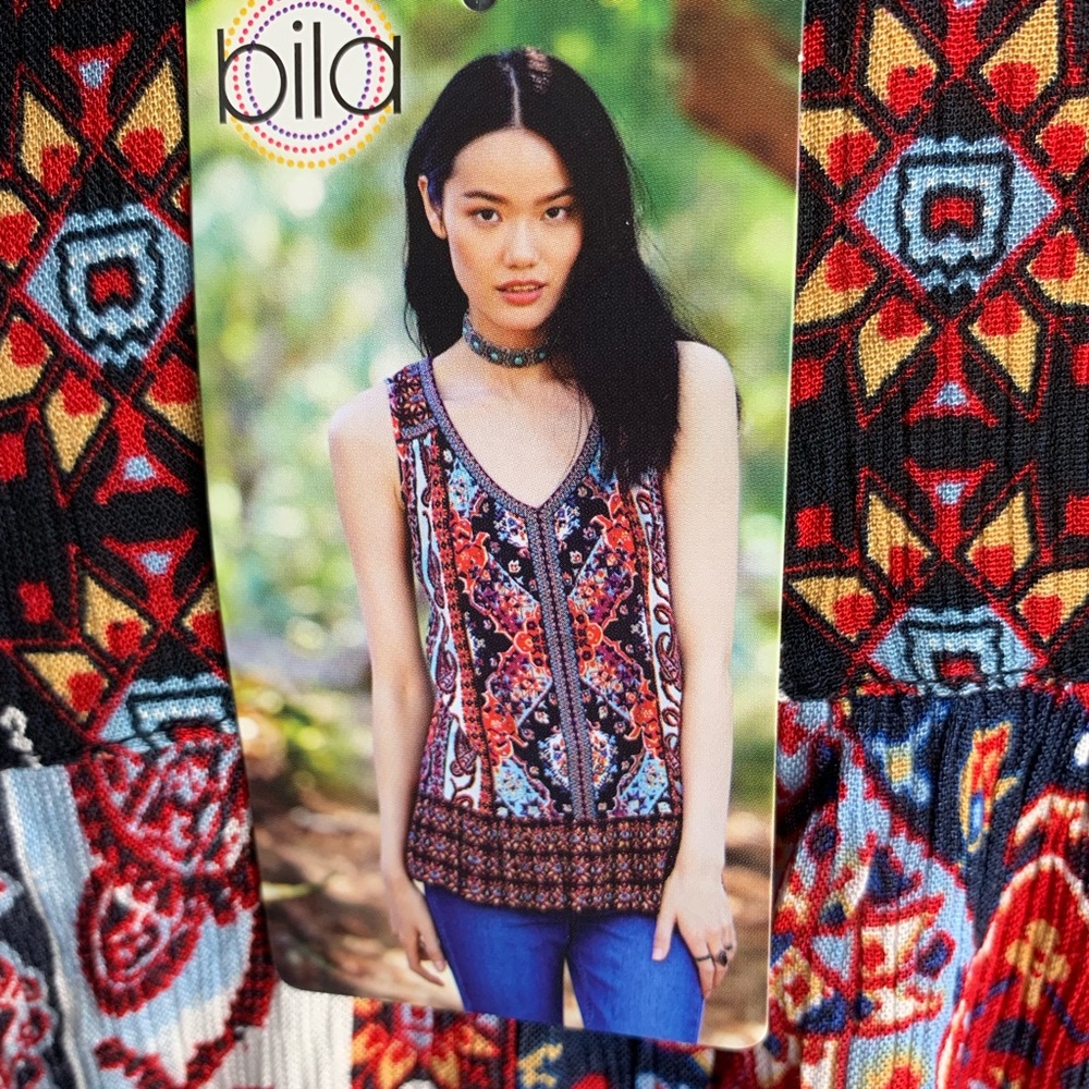 🌠Bila Boho sleeveless top mixed print size M NWT